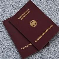 passport-361325_1280.jpg